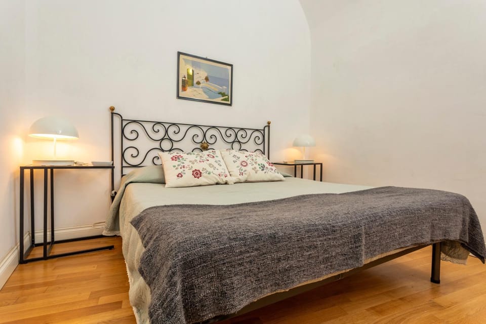 Living room, Bedroom