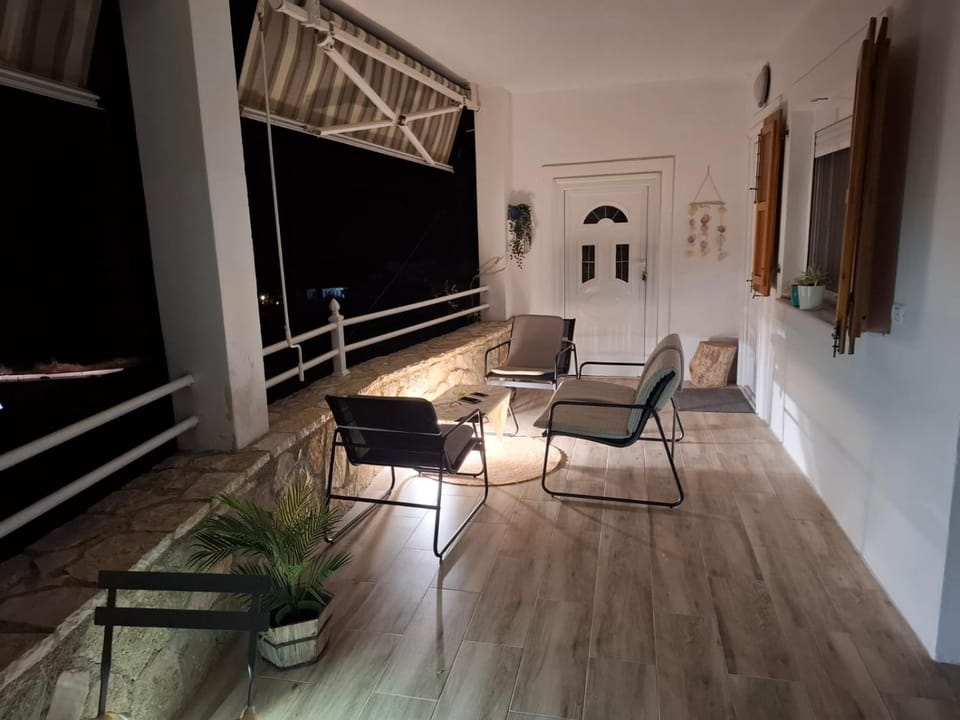 AMALIA House - amazing sea view - DHERMI Bed and Breakfast in Dhërmi