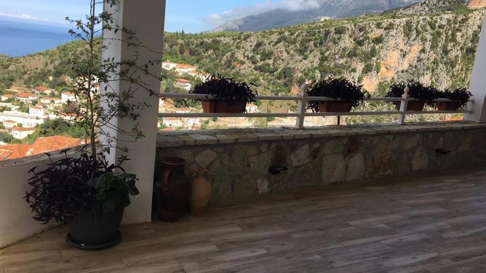 Balcony/Terrace, Balcony/Terrace