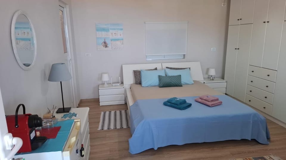 AMALIA House - amazing sea view - DHERMI Bed and Breakfast in Dhërmi