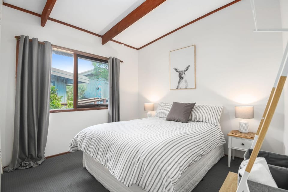 Redgum Apartment - Merrijig - Sleeps 7 Apartment in Merrijig