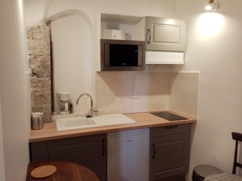 Studio vue mer Apartment in Hyères
