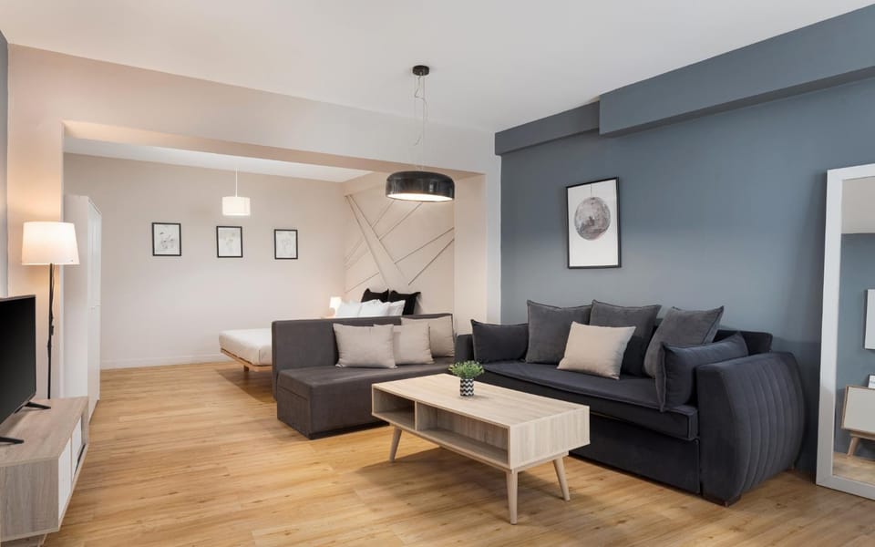 TV and multimedia, Living room, Seating area