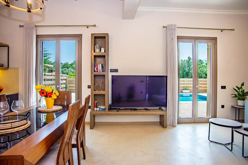 TV and multimedia, Living room, Seating area