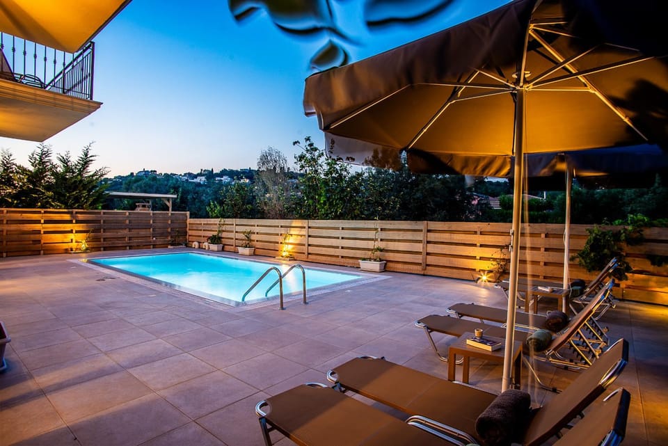 Patio, Swimming pool