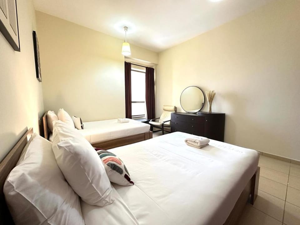 Centrally Located Close to Beach Apartment in Dubai