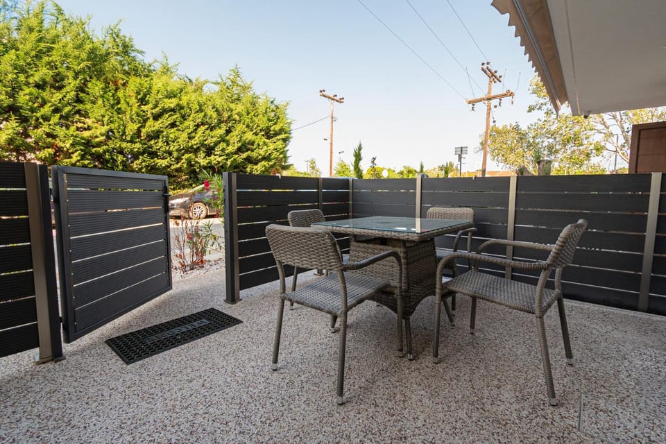 View (from property/room), Balcony/Terrace