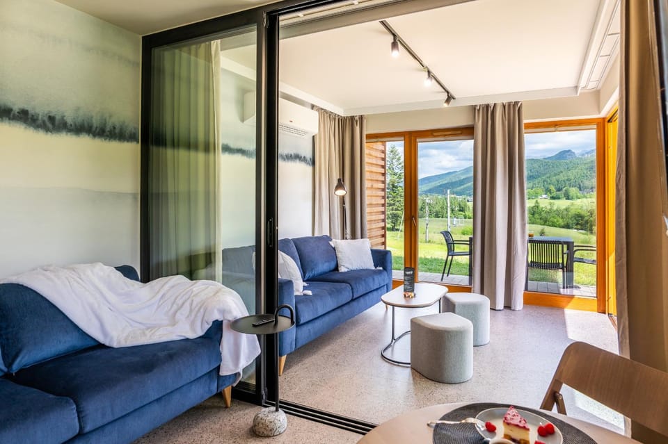 Living room, Seating area, Mountain view
