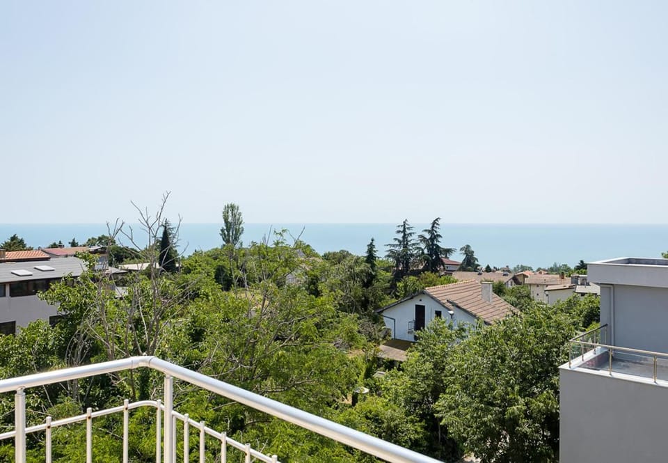 Natural landscape, View (from property/room), Balcony/Terrace, Sea view