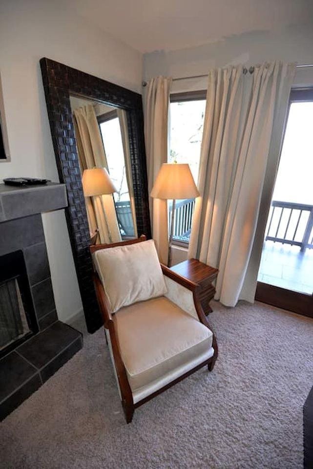 Lakefront Luxury: Private Water Front Vacation Rental with Views Near Hot Springs, AR House in Hot Springs