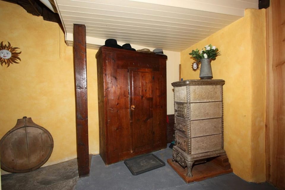 Heimatkunst 01 Apartment in Canton of Valais