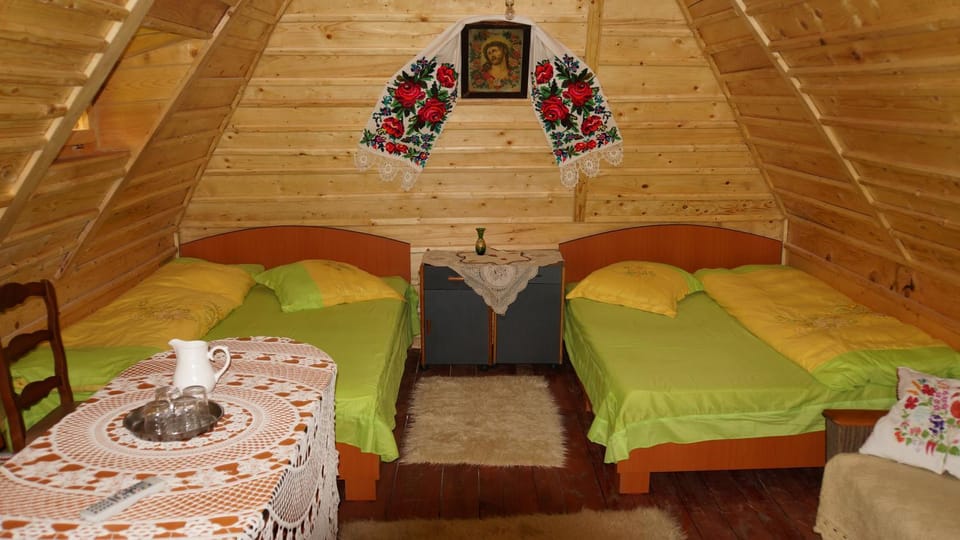 Pensiunea Maria Bed and Breakfast in Romania