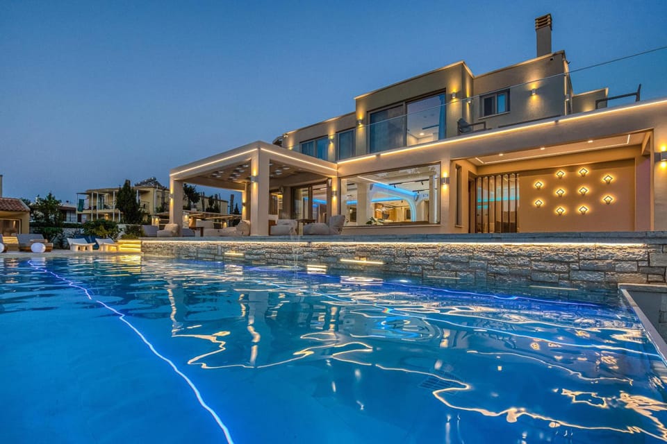 Property building, Night, Pool view, Swimming pool