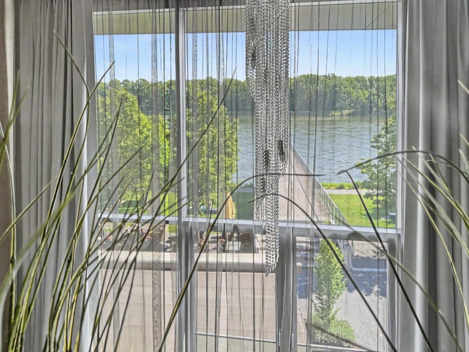 View (from property/room), River view