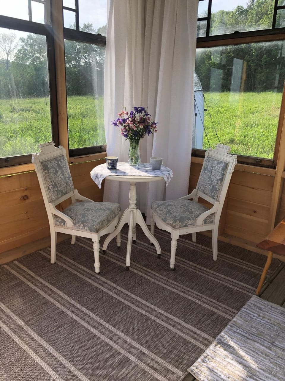 Seating area