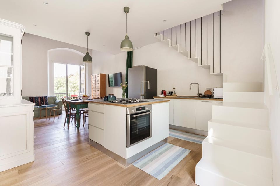 Kitchen or kitchenette, Living room, Dining area, stove