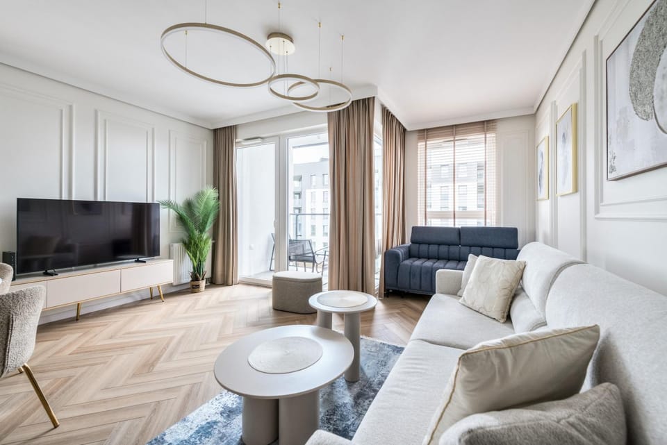Communal lounge/ TV room, TV and multimedia, Living room, Seating area