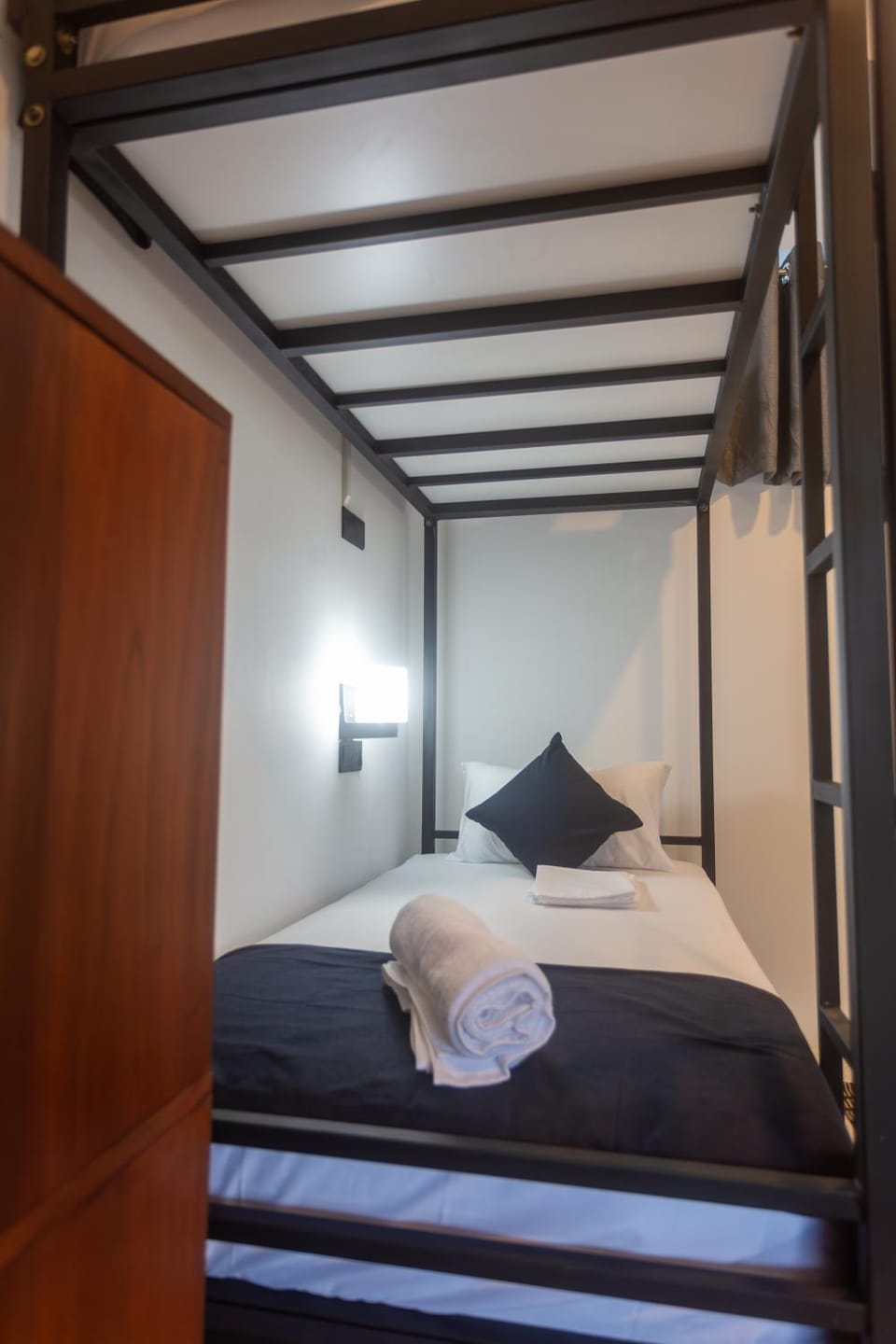 Mich's Surf Villa & Hostel Hotel in Southern Province