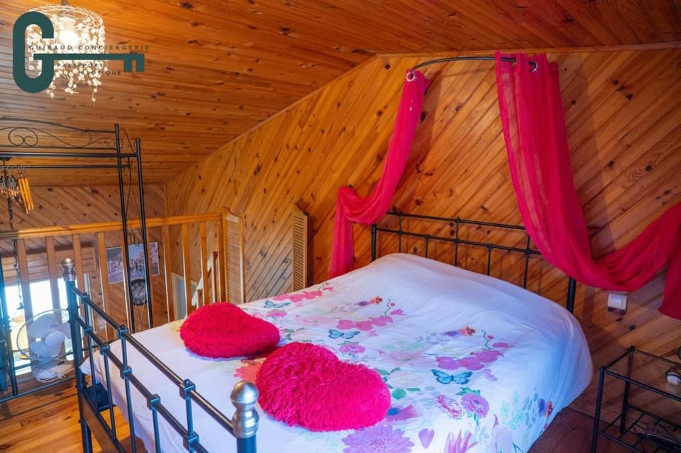 Séjour détente avec spa, piscine et sauna House in Occitanie