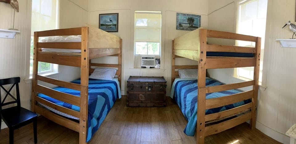 Lakeside Cabin for a Glamping Getaway near Tampa, Florida Cabin in Florida