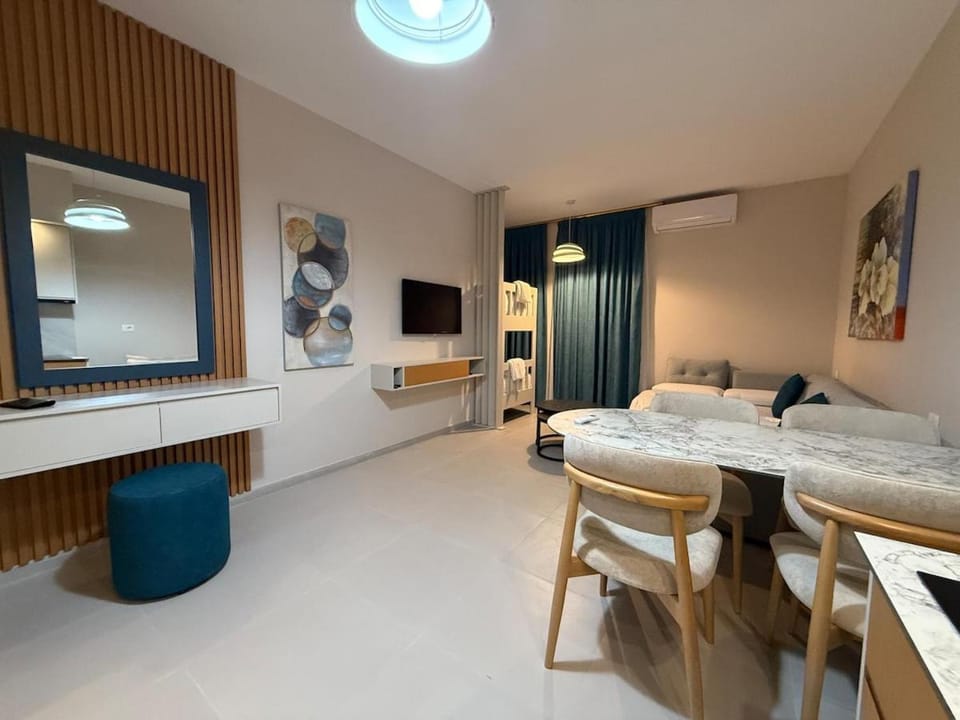Family Apartment Santorini Resort Apartment in Vlorë County, Albania