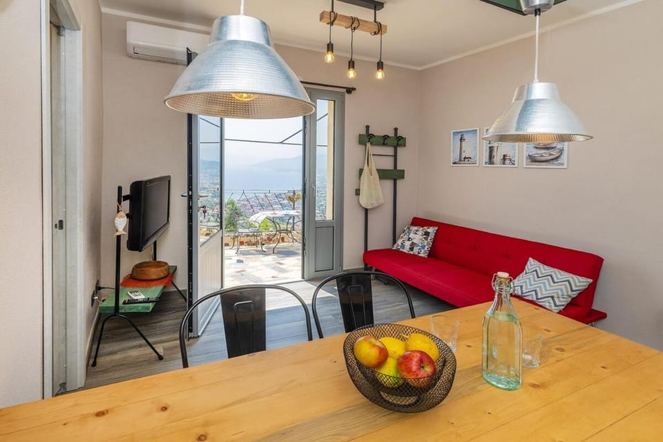 Dimora Concept - Ca' Franca - Sea View Terrace and Private parking House in Borgio Verezzi