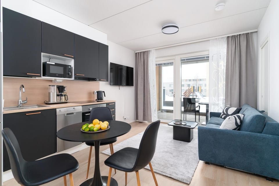 Rahulihomes City Centre Jyväskylä 1 Bedroom Nice Terrace 100mb Wi-Fi 3min Train Station Apartment in Finland