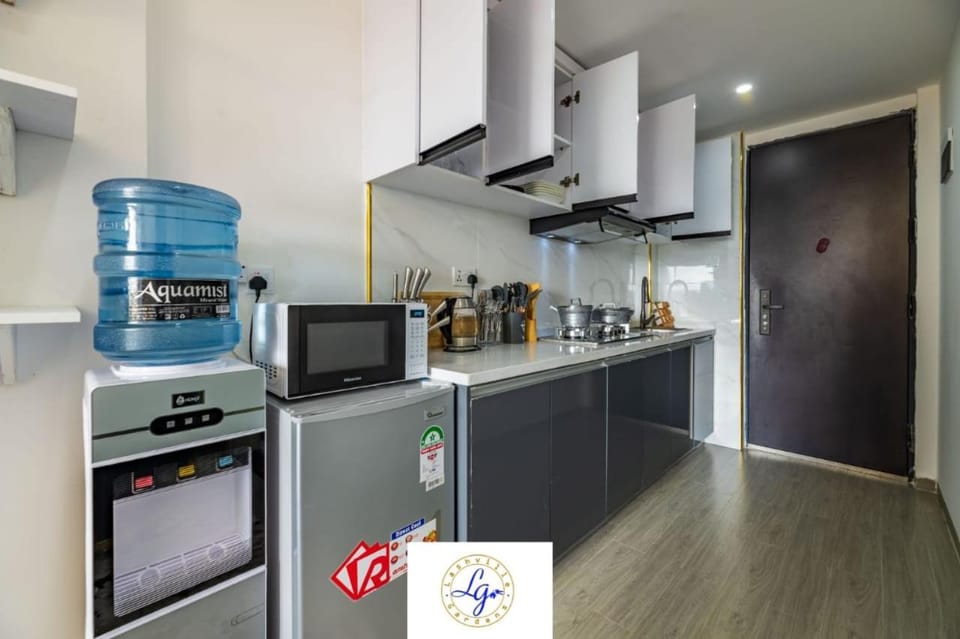 classy studio apartment in kilimani with fully equipped gym and balcony which breathtaking city views Apartment in Nairobi