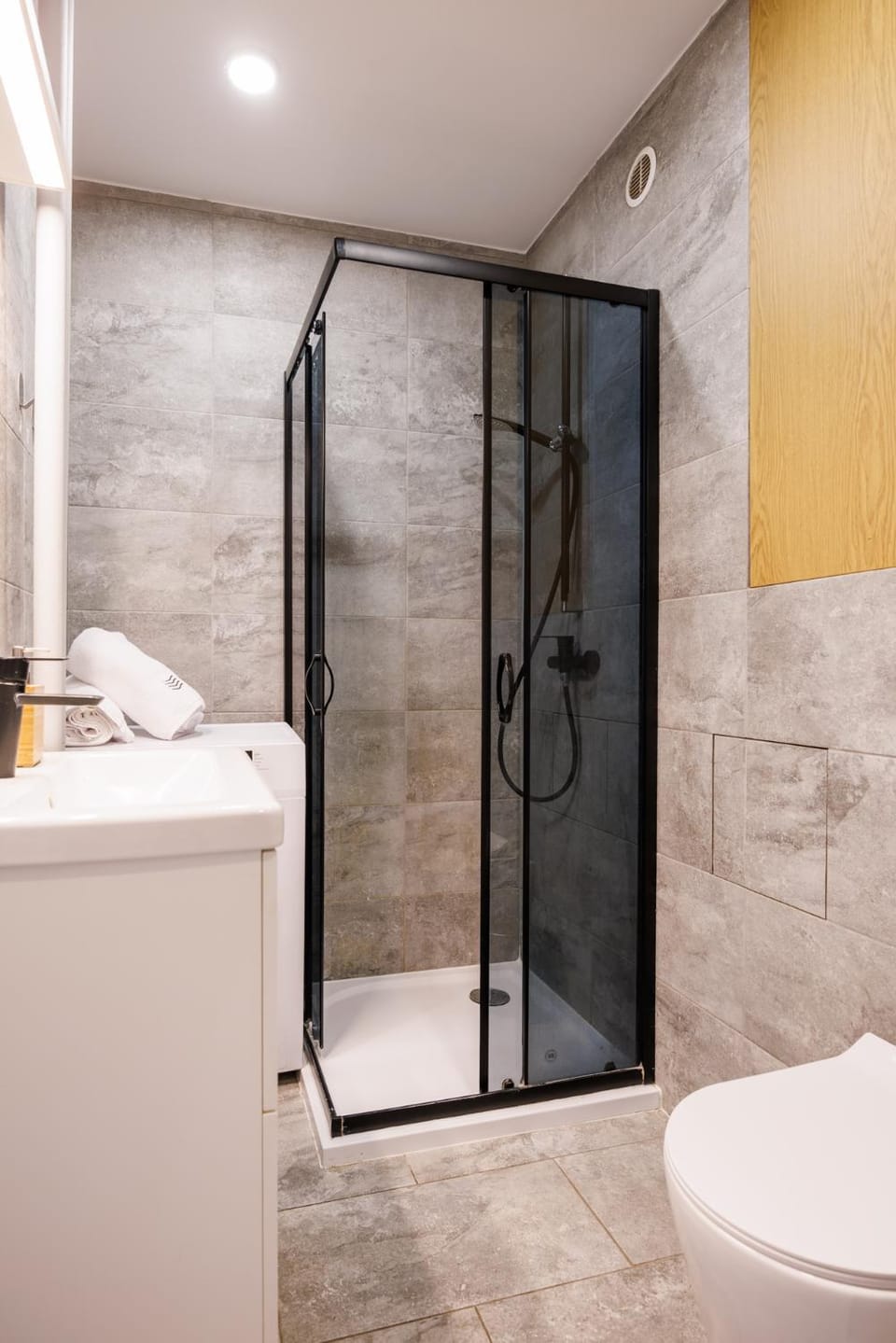 Shower, Bathroom