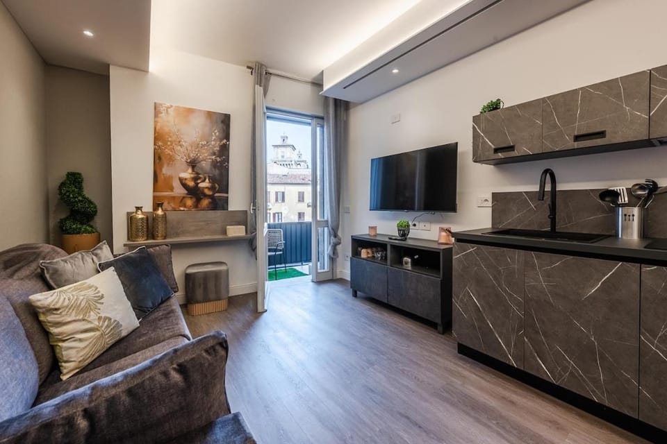 TV and multimedia, Living room, Dining area