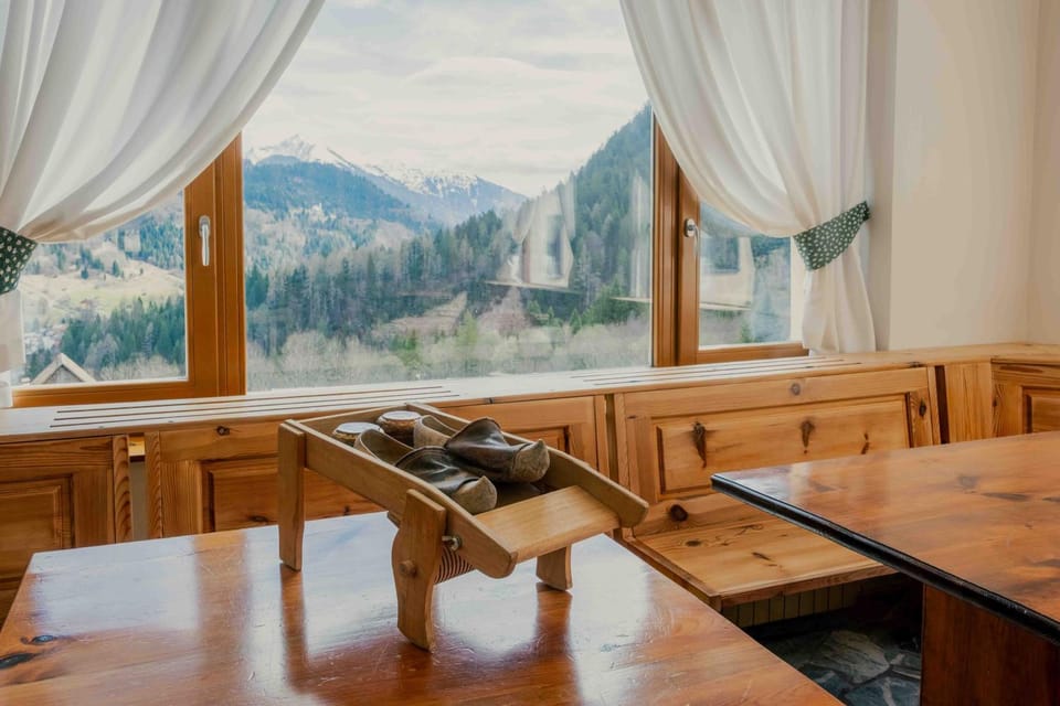 Natural landscape, Living room, Seating area, Mountain view