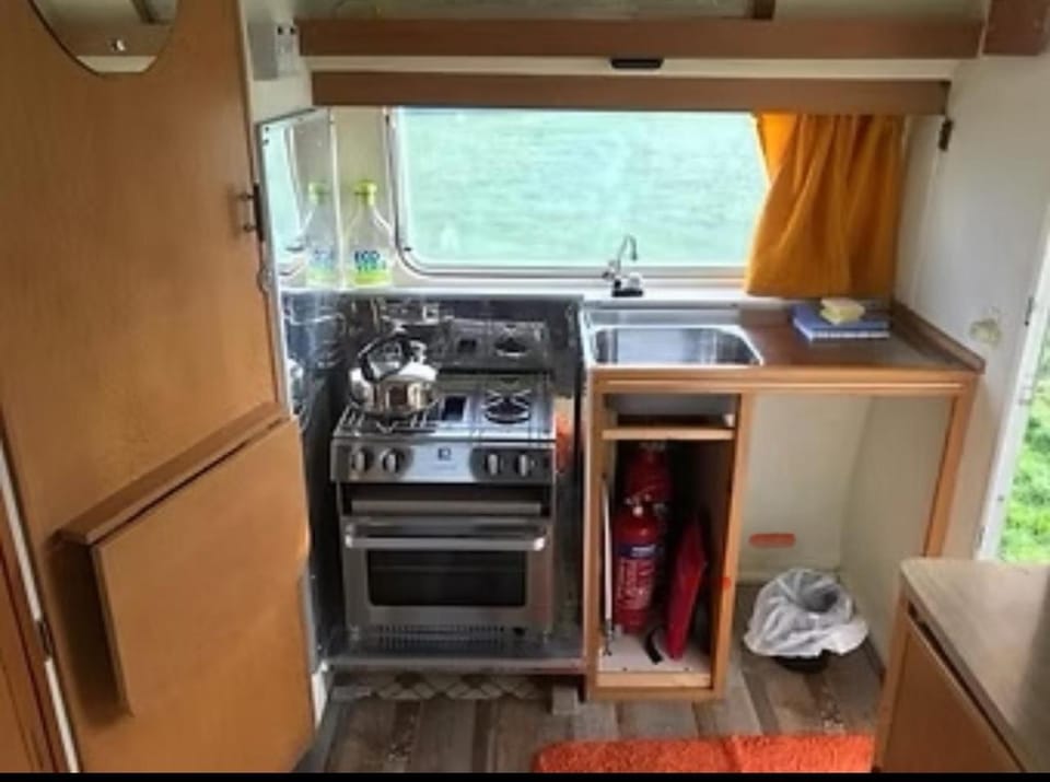 Redwoods Retro Caravans Campground/ 
RV Resort in Purbeck District