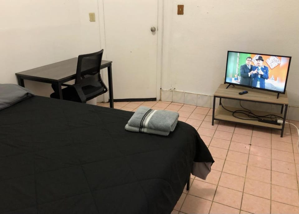 Private 2-bedroom apartment, New York City Manhattan only 15 mins away, MetLife Stadium FIFA World Cup 10 minutes away Apartment in Weehawken