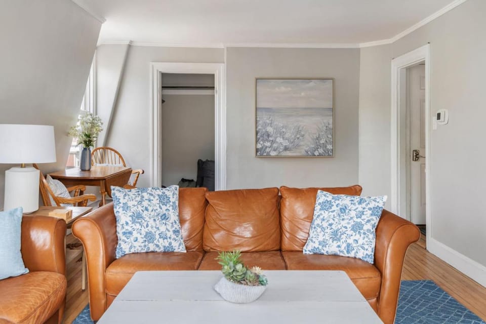 Skyline 138 Charming West End Mansard Penthouse Apartment in South Portland