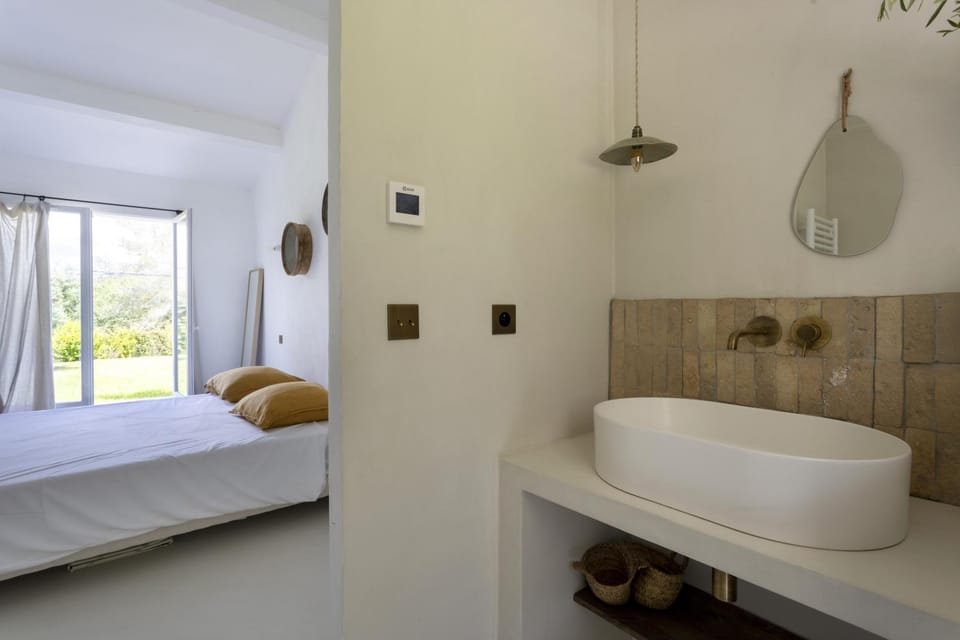 Chambre d'hôte - La maison méditerranéenne Bed and Breakfast in Roquefort-les-Pins