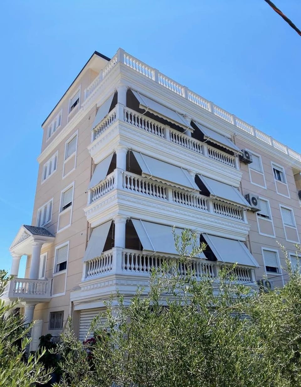 Property building, Garden