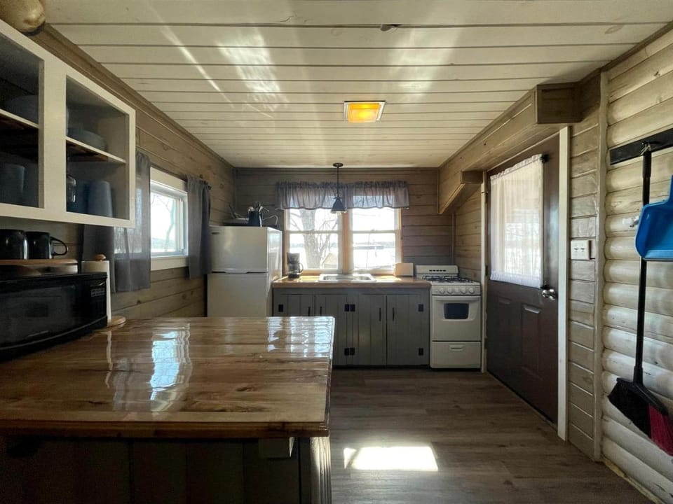 Portage Lakeside Cabins in Portage Lake, ME Cabin in Maine