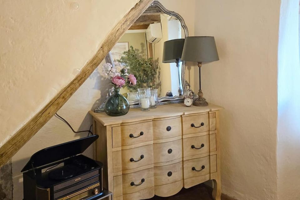 Le Allegre Comari di Nesso, casa e benessere House in Lombardy