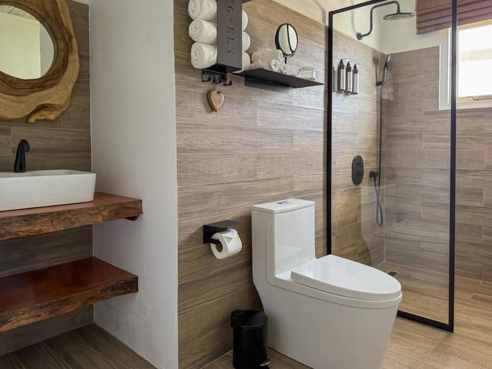 Garden Terrace Menas Authentic Wellness Eco Apartment in Noord