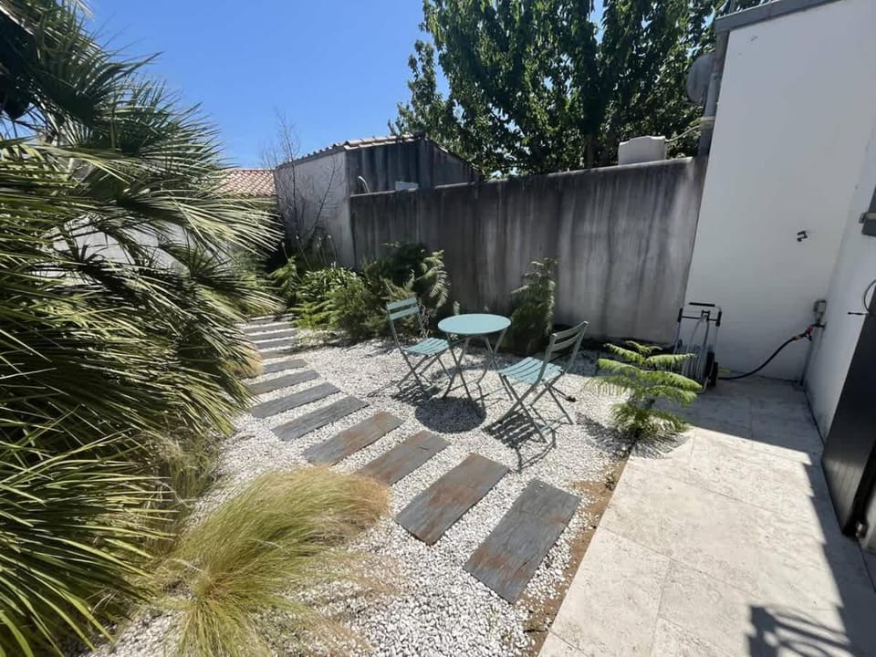 La Villa des Vignes au coeur de RIvedoux-Plage House in Rivedoux-Plage