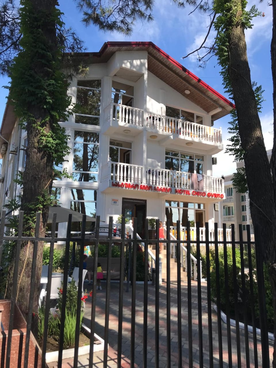 Chito-Gvrito Inn in Georgia
