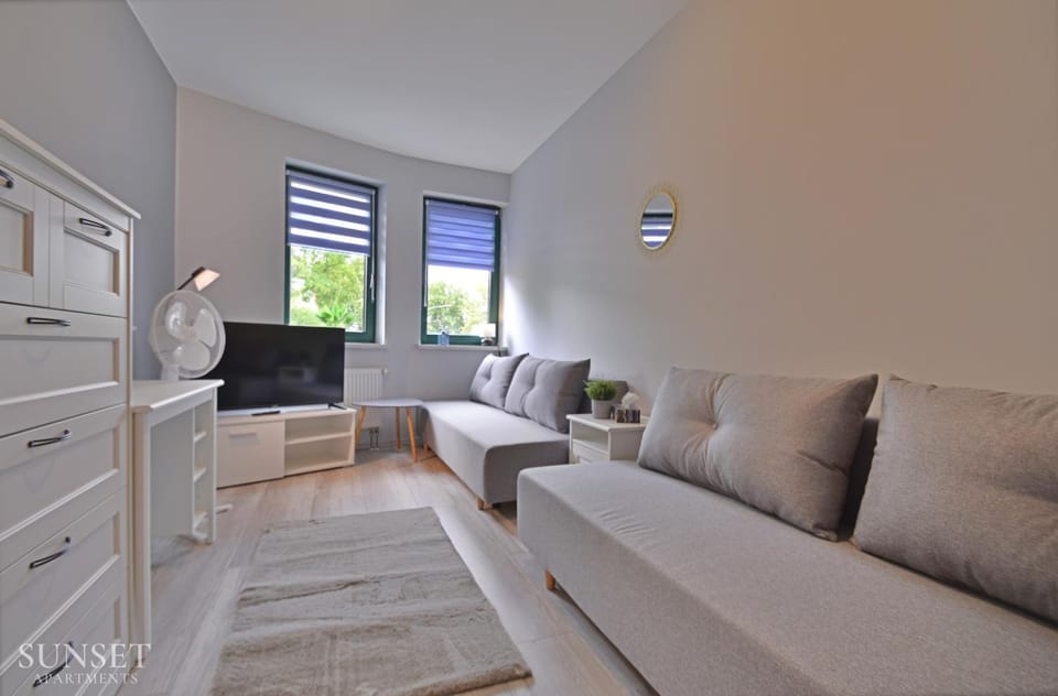 TV and multimedia, Seating area