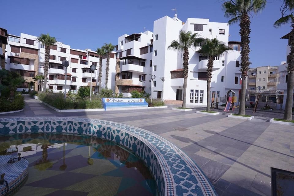461 apartment for rent 1 bedroom 2 living rooms, Corniche Martil, 3rd floor Apartment in Tangier-Tétouan-Al Hoceima