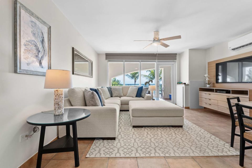 Luxury Beachfront 1BR Villa in Ocean Villas - Breathtaking Views - Villa Isla Encantada Apartment in Rio Grande