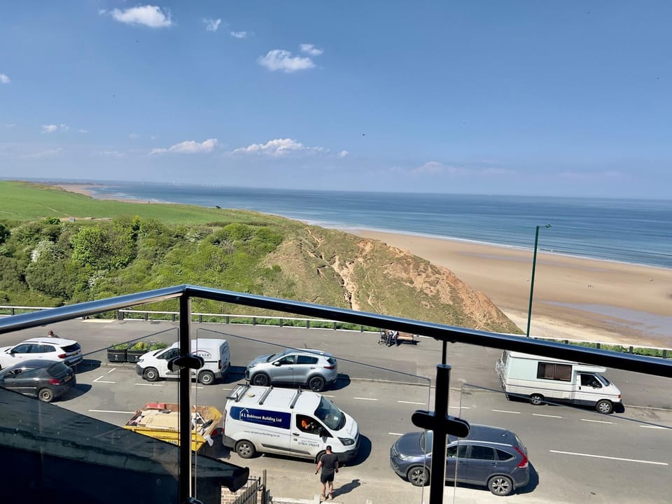 Penthouse North Sea Front Apartment in Saltburn-by-the-Sea