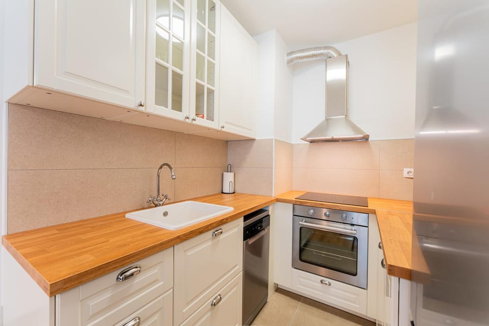 Kitchen or kitchenette, oven, stove, kitchen