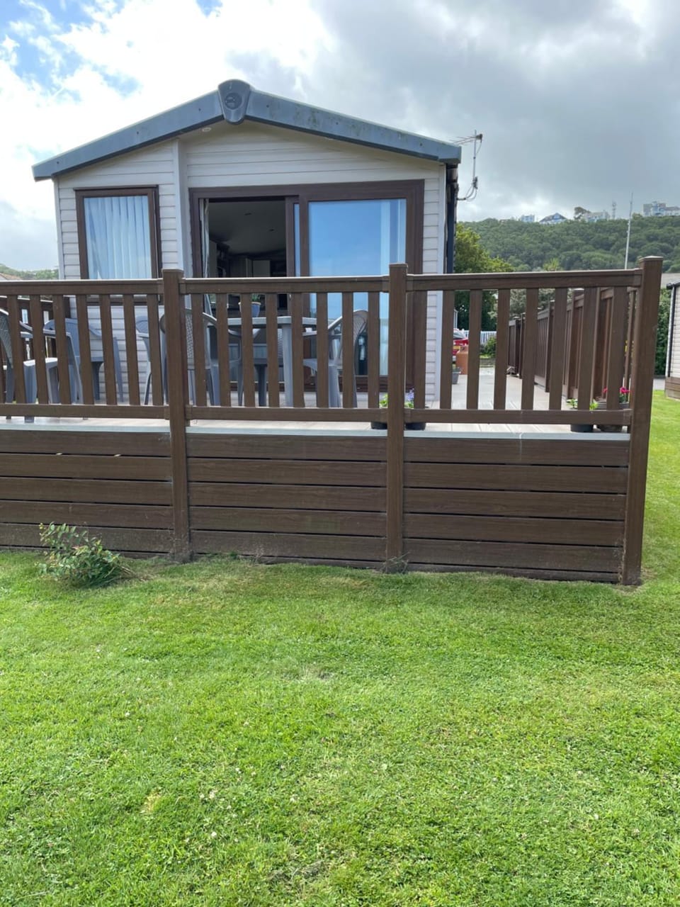 Much Loved Family Static Caravan Campground/ 
RV Resort in Westward Ho