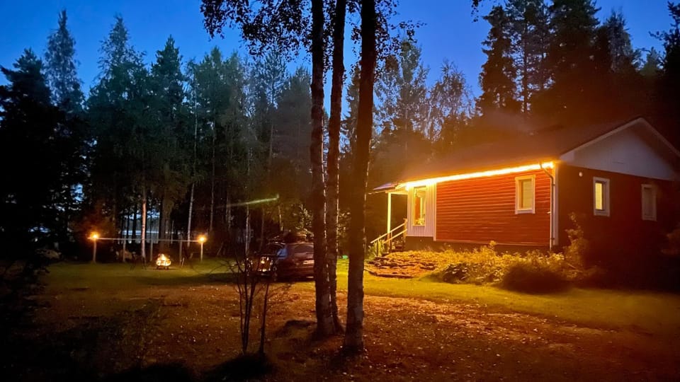 Aurora cottage House in Finland