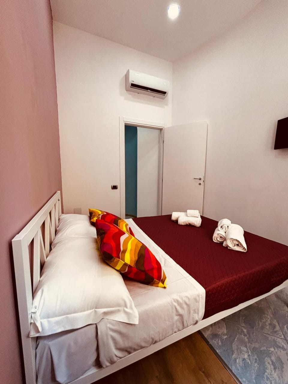 Dimora DANICLA 2,0 Apartment in Naples
