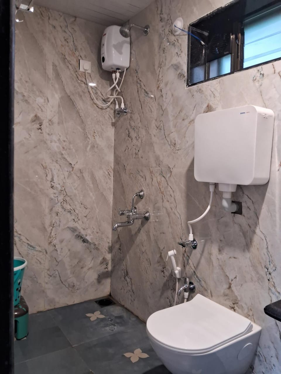 Shower, Toilet, Bathroom